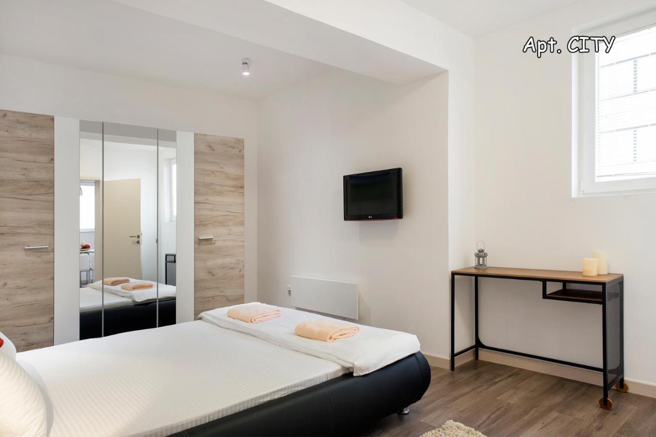 City Holliday Lux Belgrade Exterior photo