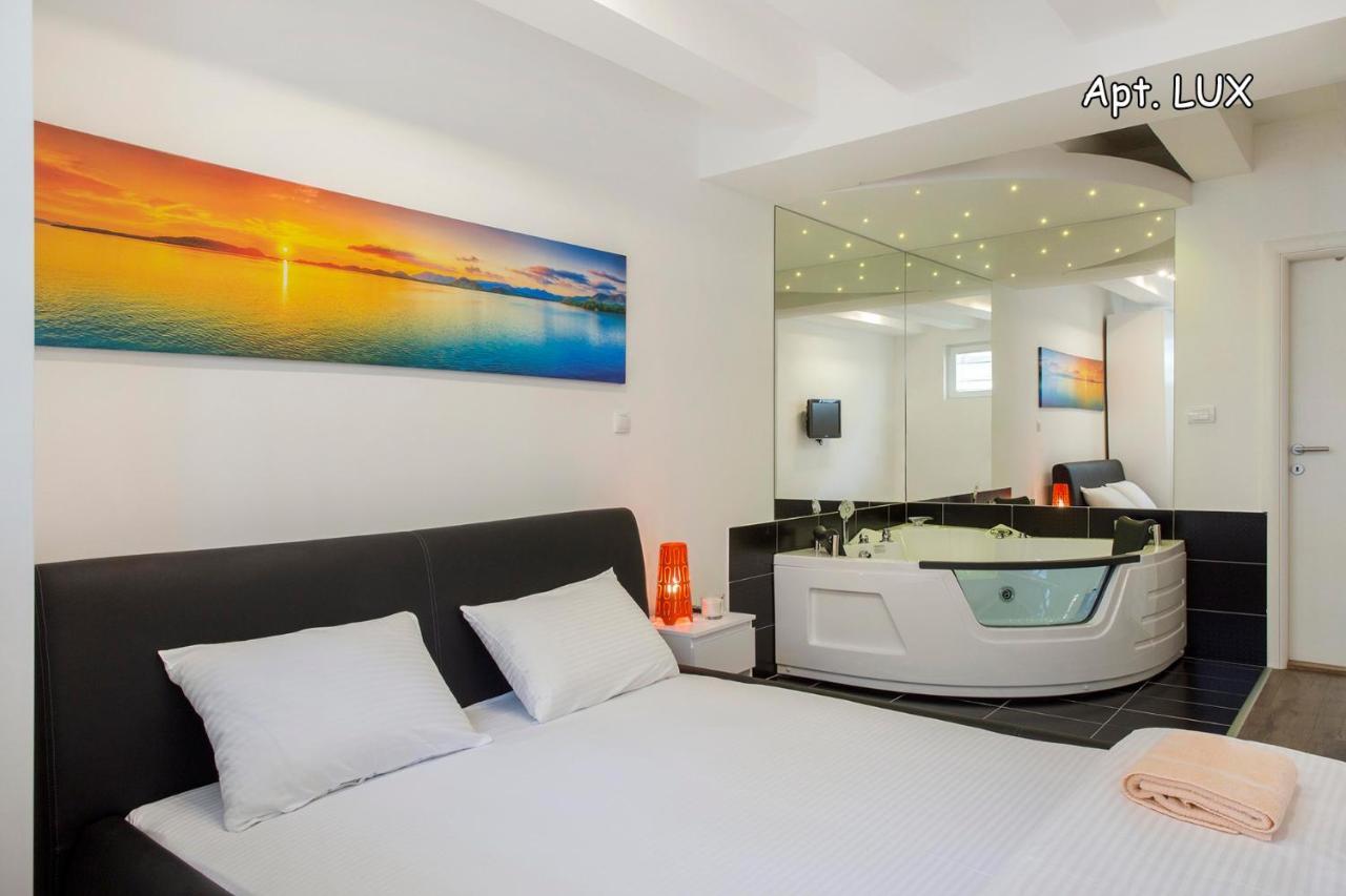 City Holliday Lux Belgrade Exterior photo